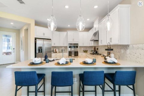 Villa ou maison à vendre à Apollo Beach, Floride: 4 chambres, 246.38 m2 № 1662880 - photo 13