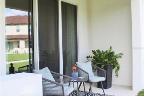 Touwnhouse à vendre à Kissimmee, Floride: 3 chambres, 142.51 m2 № 1824182 - photo 4