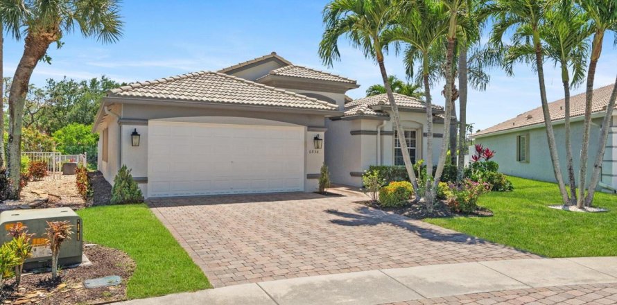 Villa ou maison à Lake Worth, Floride 3 chambres, 164.25 m2 № 2399763