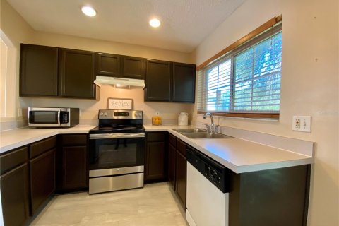 Copropriété à louer à Kissimmee, Floride: 3 chambres, 105.54 m2 № 1908936 - photo 5