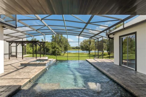 House in Groveland, Florida 5 bedrooms, 436.64 sq.m. № 2313064 - photo 30