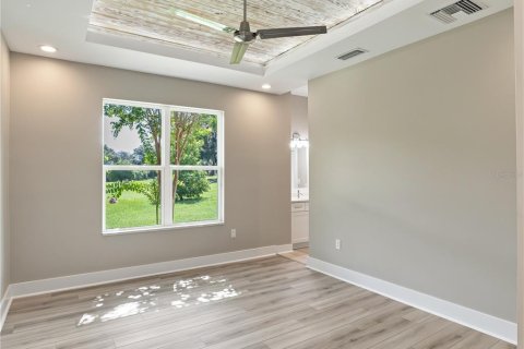 House in Groveland, Florida 5 bedrooms, 436.64 sq.m. № 2313064 - photo 21