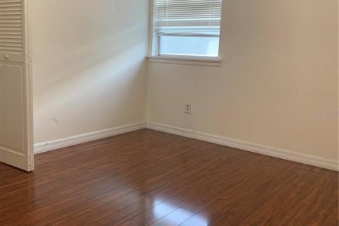 Apartment in Palm Harbor, Florida 3 bedrooms, 88.26 sq.m. № 1796176 - photo 4