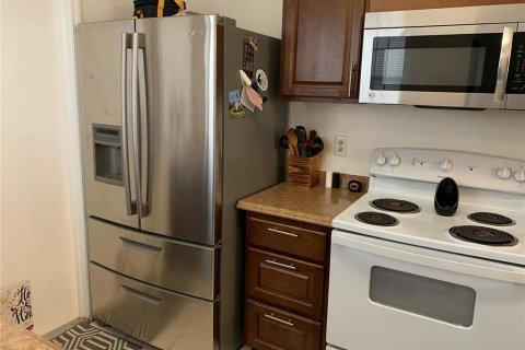 Apartment in Palm Harbor, Florida 3 bedrooms, 88.26 sq.m. № 1796176 - photo 5