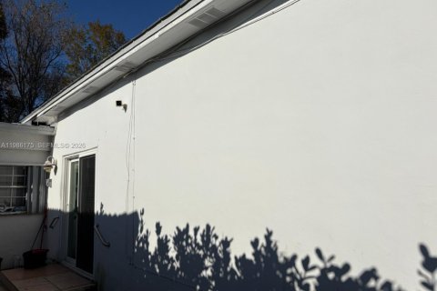 Купить виллу или дом в Майами, Флорида 2 спальни, 128.11м2, № 2048845 - фото 14