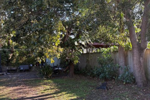 Купить виллу или дом в Майами, Флорида 2 спальни, 128.11м2, № 2048845 - фото 11