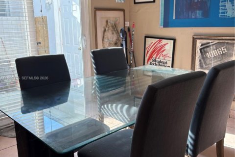 Купить виллу или дом в Майами, Флорида 2 спальни, 128.11м2, № 2048845 - фото 3