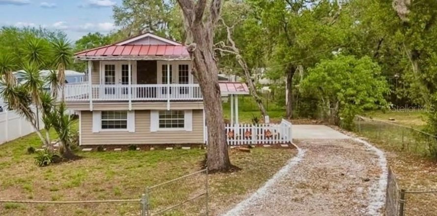 Casa en New Port Richey, Florida 3 dormitorios, 160.54 m2 № 2101115