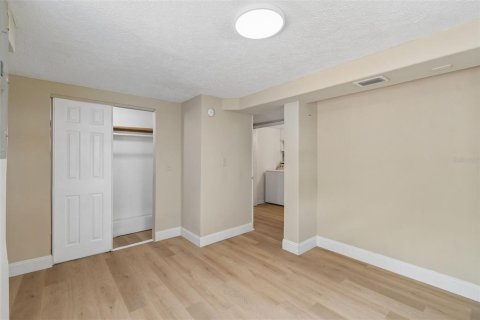 Casa en venta en New Port Richey, Florida, 3 dormitorios, 160.54 m2 № 2101115 - foto 10