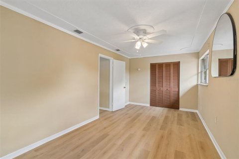 Casa en venta en New Port Richey, Florida, 3 dormitorios, 160.54 m2 № 2101115 - foto 18
