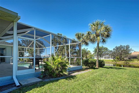 House in Rotonda, Florida 3 bedrooms, 218.23 sq.m. № 1620887 - photo 13