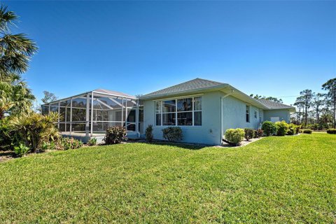 House in Rotonda, Florida 3 bedrooms, 218.23 sq.m. № 1620887 - photo 17