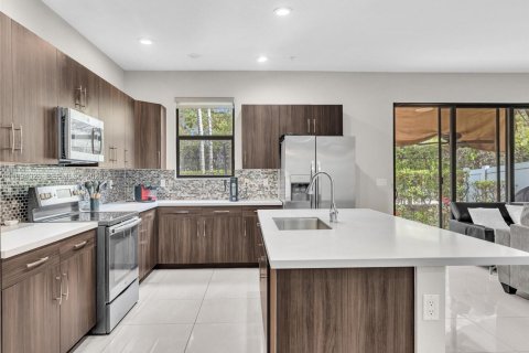 Touwnhouse à vendre à Pembroke Pines, Floride: 3 chambres, 157.19 m2 № 2063368 - photo 14