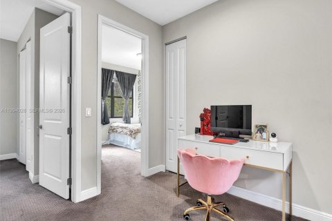 Touwnhouse à vendre à Pembroke Pines, Floride: 3 chambres, 157.19 m2 № 2063368 - photo 28