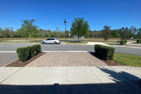 Townhouse in Winter Garden, Florida 3 bedrooms, 160.91 sq.m. № 1572751 - photo 3