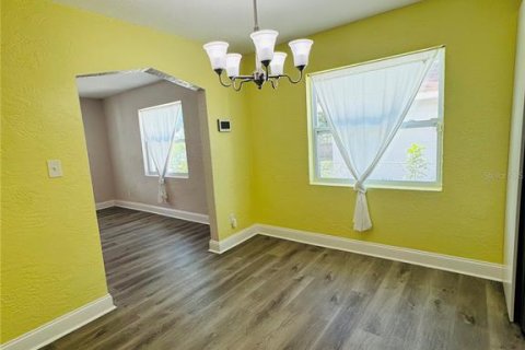 Casa en alquiler en Saint Petersburg, Florida, 3 dormitorios, 92.34 m2 № 1866943 - foto 7