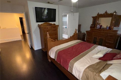 Villa ou maison à vendre à Miami, Floride: 4 chambres, 204.85 m2 № 1985336 - photo 20