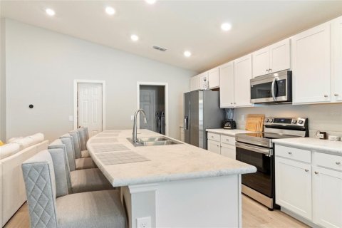Casa en venta en Auburndale, Florida, 4 dormitorios, 159.33 m2 № 1916023 - foto 5