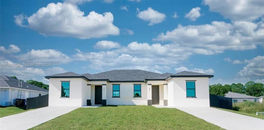Immobilier commercial à Lehigh Acres, Floride 208.29 m2 № 2080898