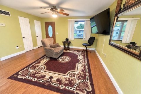 Casa en venta en Lakeland, Florida, 3 dormitorios, 89.93 m2 № 2377557 - foto 6