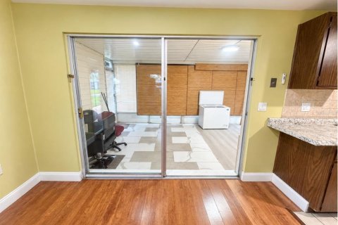 Casa en venta en Lakeland, Florida, 3 dormitorios, 89.93 m2 № 2377557 - foto 13
