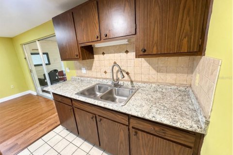 Casa en venta en Lakeland, Florida, 3 dormitorios, 89.93 m2 № 2377557 - foto 10