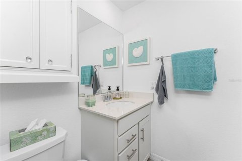 Купить кондоминиум в Пунта-Горда, Флорида 6 комнат, 128.21м2, № 1754970 - фото 28