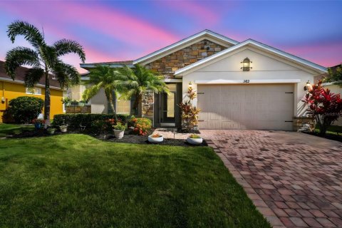 House in Kissimmee, Florida 3 bedrooms, 160.72 sq.m. № 1761985 - photo 1
