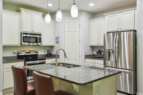 House in Kissimmee, Florida 3 bedrooms, 160.72 sq.m. № 1761985 - photo 5