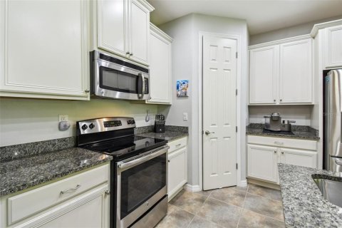 House in Kissimmee, Florida 3 bedrooms, 160.72 sq.m. № 1761985 - photo 6