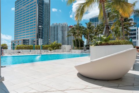 Condo in Miami, Florida, 2 bedrooms  № 1944502 - photo 14
