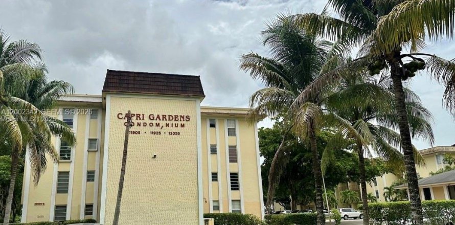 Condo in North Miami, Florida, 2 bedrooms  № 2067727