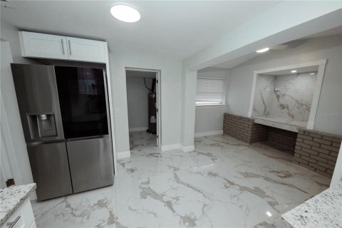 Casa en venta en Pinellas Park, Florida, 3 dormitorios, 125.42 m2 № 2356135 - foto 23