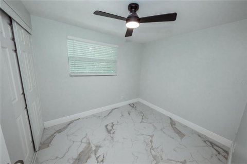 Casa en venta en Pinellas Park, Florida, 3 dormitorios, 125.42 m2 № 2356135 - foto 28