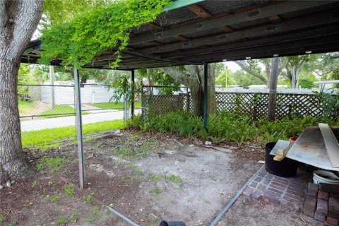 Casa en venta en Pinellas Park, Florida, 3 dormitorios, 125.42 m2 № 2356135 - foto 11