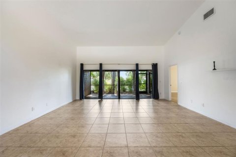Townhouse in Orlando, Florida 3 bedrooms, 152.73 sq.m. № 1826981 - photo 21