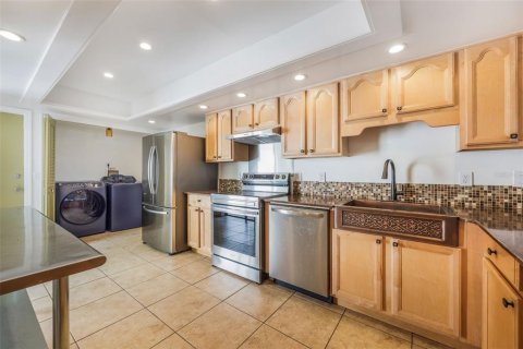 Townhouse in Orlando, Florida 3 bedrooms, 152.73 sq.m. № 1826981 - photo 23
