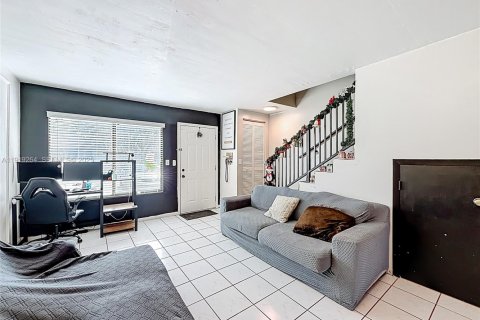 Condominio en venta en Sunrise, Florida, 2 dormitorios, 110.55 m2 № 1977126 - foto 10