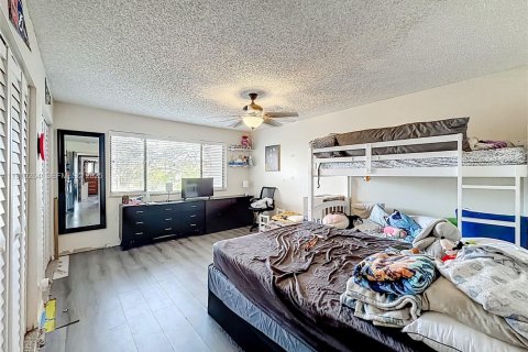 Condominio en venta en Sunrise, Florida, 2 dormitorios, 110.55 m2 № 1977126 - foto 28