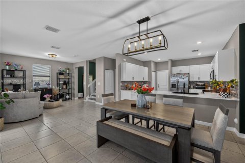 Купить виллу или дом в Хомстед, Флорида 4 спальни, 206.8м2, № 2047689 - фото 16