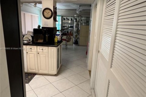 Villa ou maison à vendre à Coconut Creek, Floride: 3 chambres, 182.09 m2 № 1946041 - photo 10