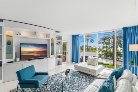 Condo à Bal Harbour, Floride, 1 chambre № 2435229