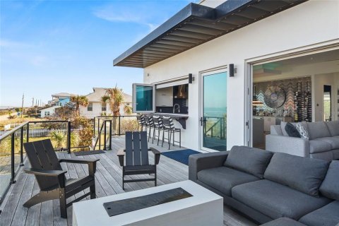 House in New Smyrna Beach, Florida 6 bedrooms, 350.98 sq.m. № 1516620 - photo 6