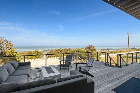 House in New Smyrna Beach, Florida 6 bedrooms, 350.98 sq.m. № 1516620 - photo 5