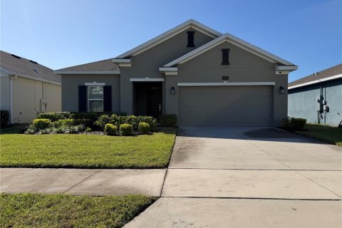 Villa ou maison à Kissimmee, Floride 4 chambres, 171.22 m2 № 2431926