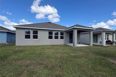 Villa ou maison à vendre à Kissimmee, Floride: 4 chambres, 171.22 m2 № 2431926 - photo 11