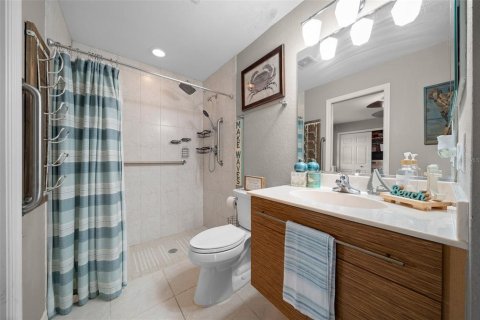 Купить виллу или дом в Белвью, Флорида 11 комнат, 242.75м2, № 2221073 - фото 15
