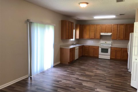 Casa en alquiler en Palm Coast, Florida, 5 dormitorios, 285.12 m2 № 1903345 - foto 4