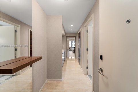 Copropriété à vendre à Fort Lauderdale, Floride: 1 chambre, 52.68 m2 № 2017201 - photo 11