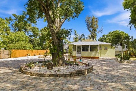 Villa ou maison à Sarasota, Floride 2 chambres, 88.44 m2 № 2093791